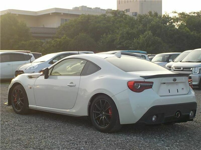 86