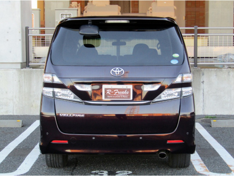 VELLFIRE-5