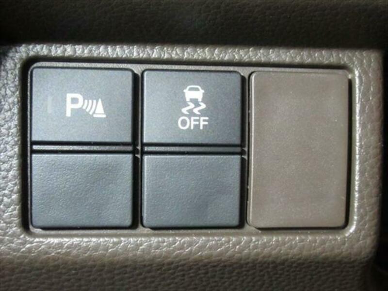 N BOX