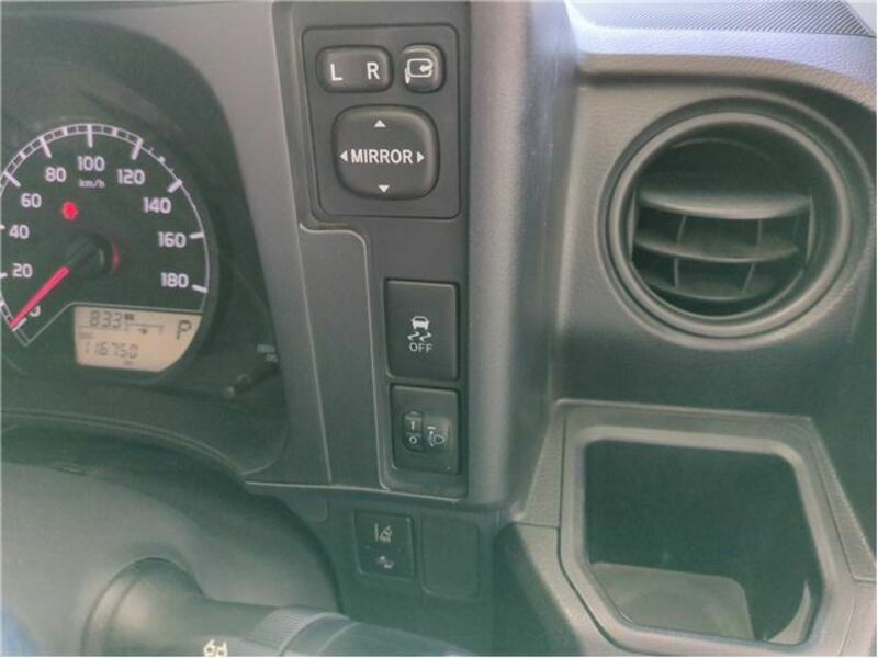 SUCCEED VAN