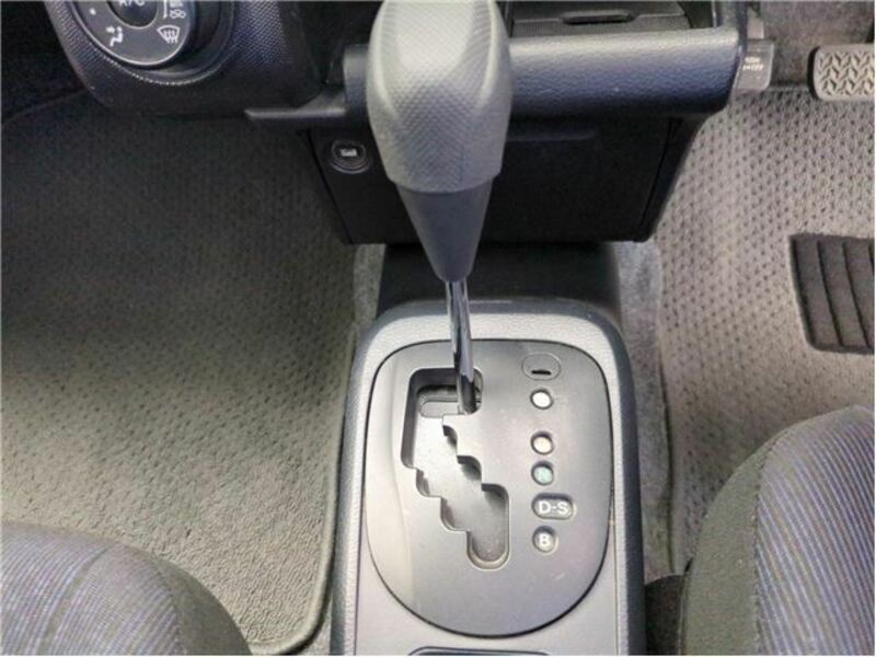SUCCEED VAN