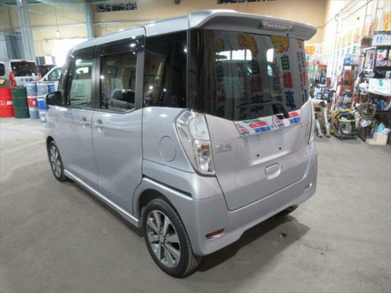EK SPACE CUSTOM