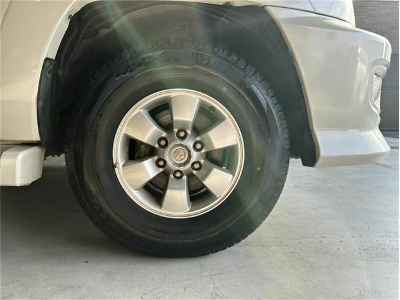 HILUX SURF
