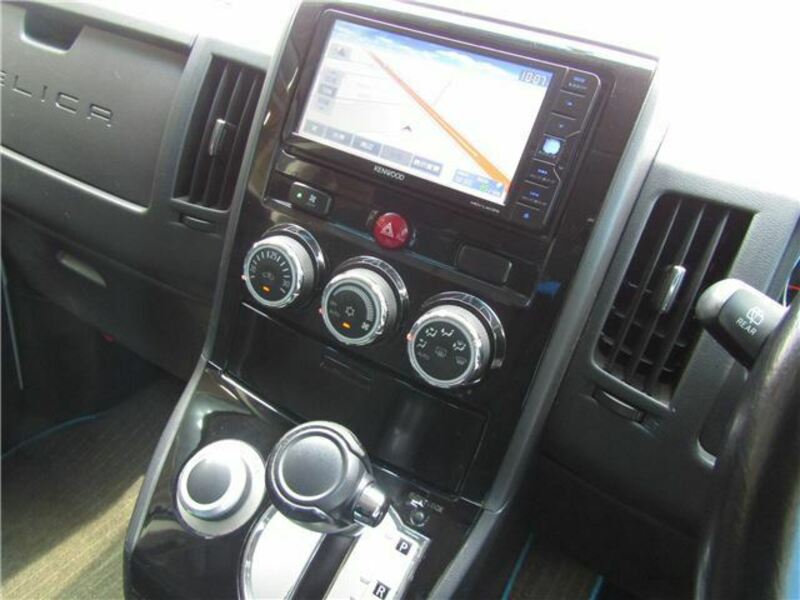 DELICA D5