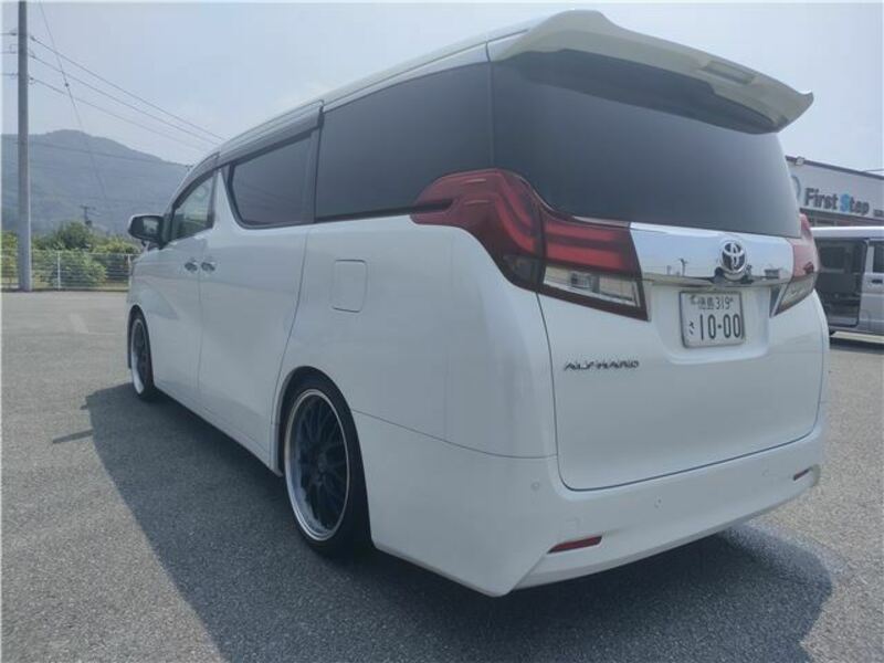ALPHARD