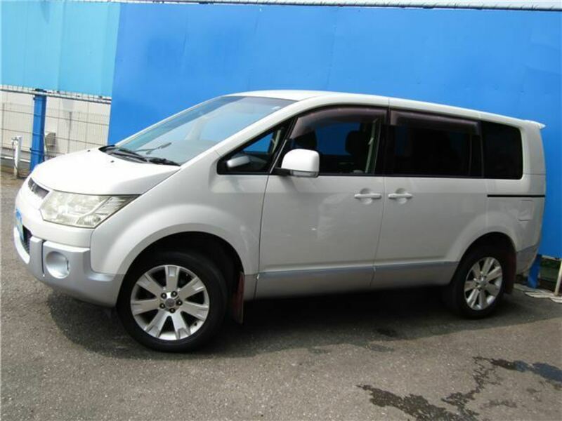 DELICA D5