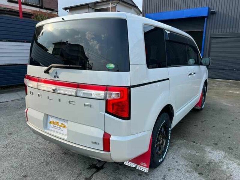 DELICA D5
