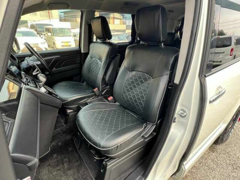 DELICA D5