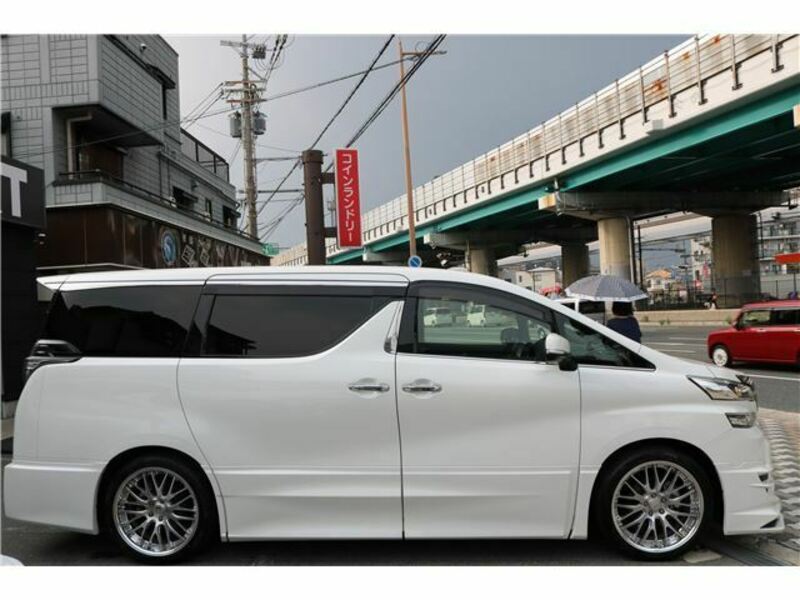 VELLFIRE