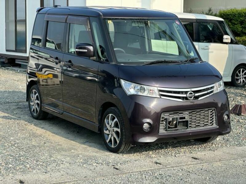 NISSAN ROOX