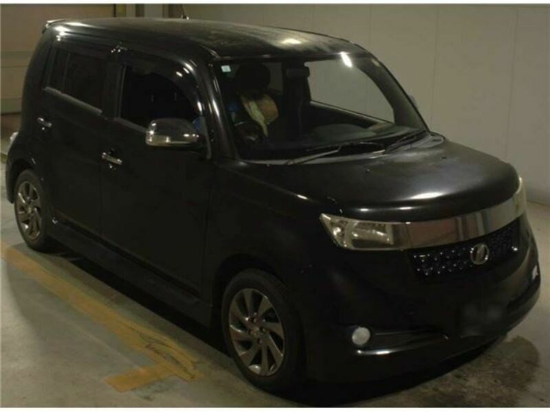 TOYOTA BB