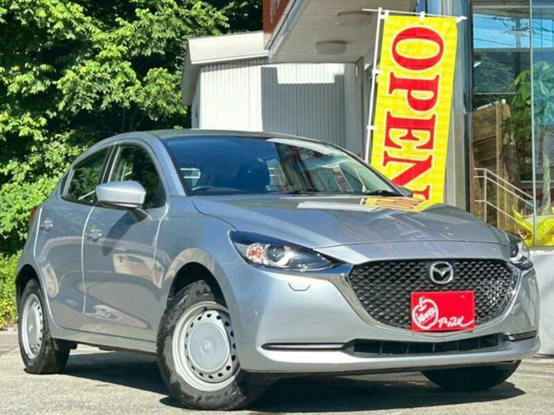MAZDA2