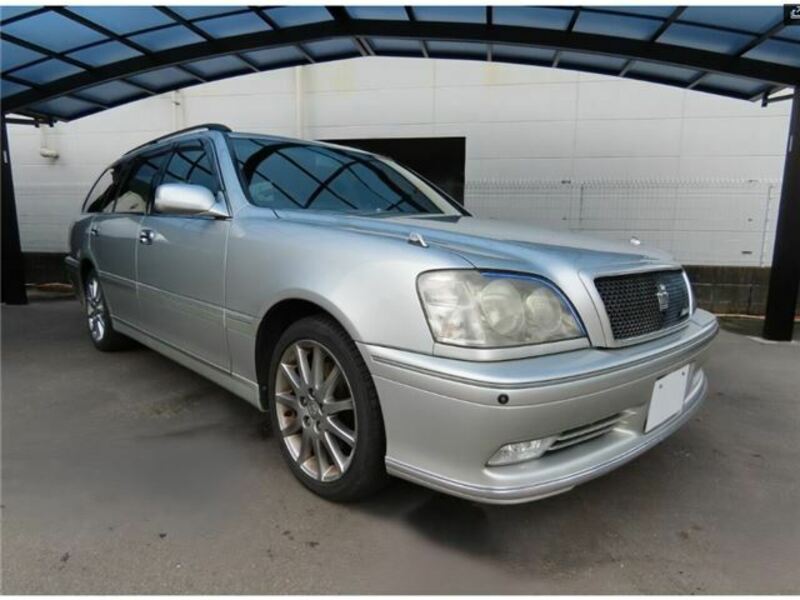 TOYOTA CROWN ESTATE
