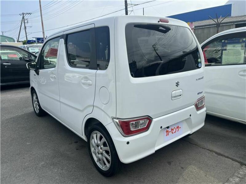 WAGON R