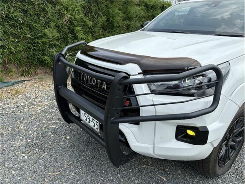 HILUX