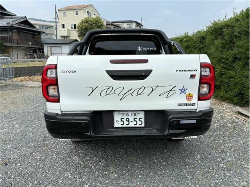HILUX