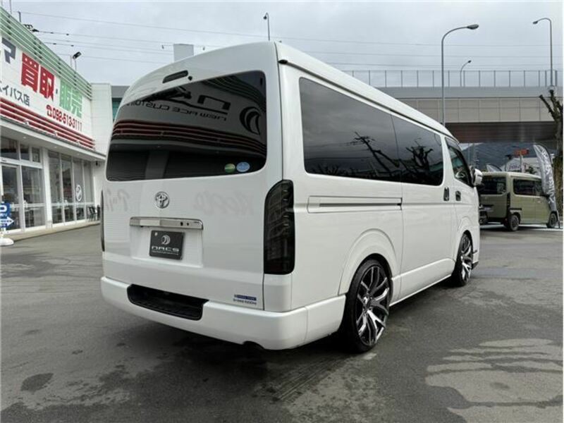 HIACE VAN