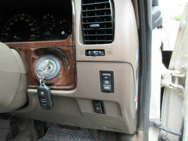 HILUX SURF