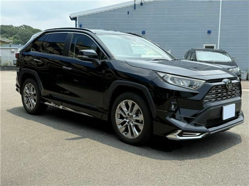 RAV4