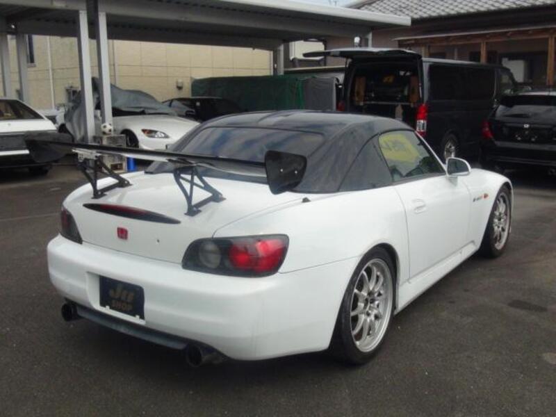 S2000