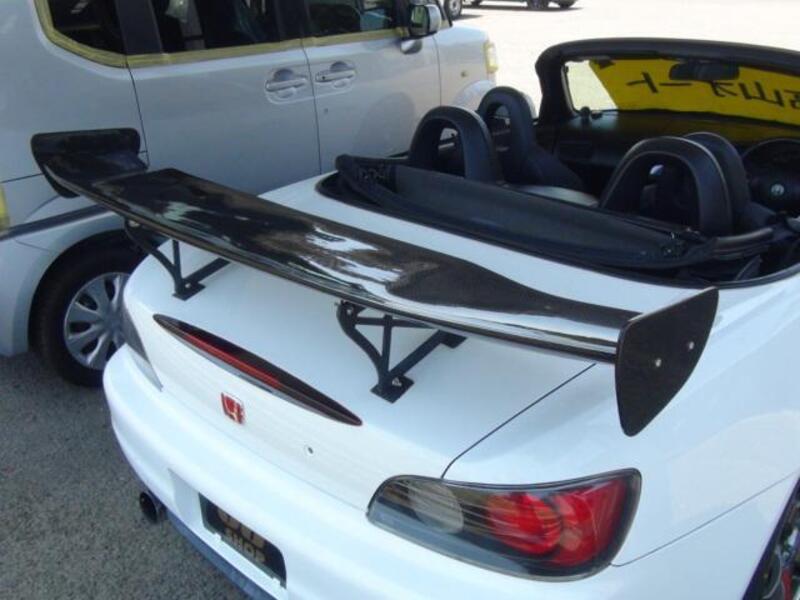 S2000