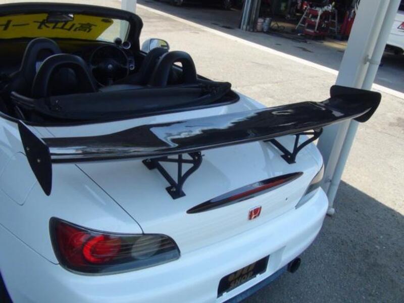 S2000