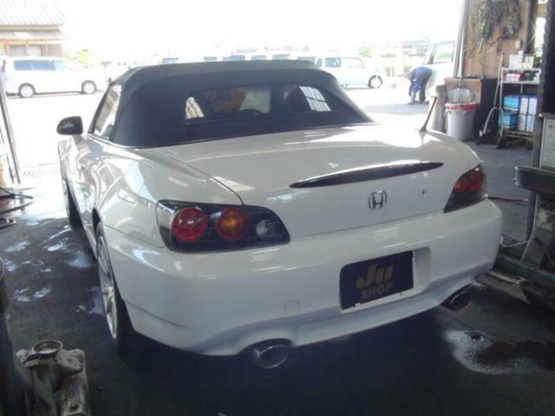 S2000