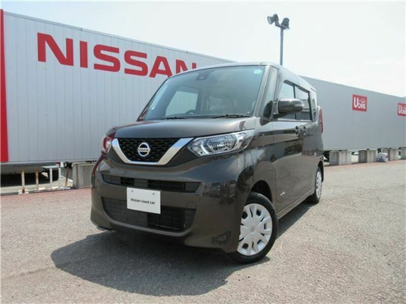 NISSAN ROOX