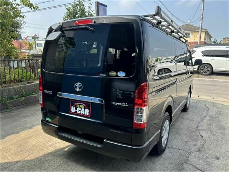 HIACE VAN