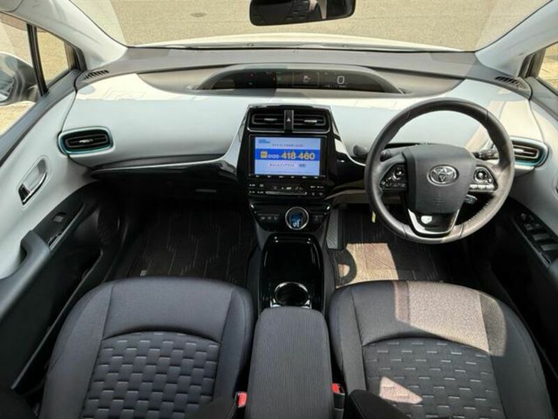 PRIUS PHV
