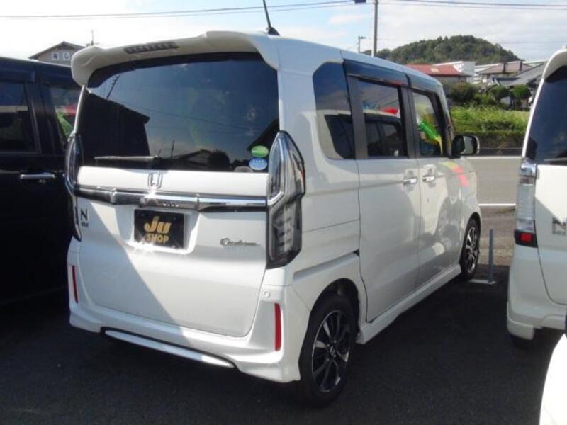 N BOX CUSTOM