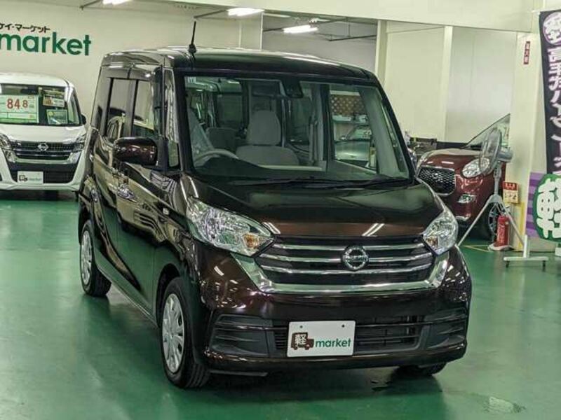 NISSAN DAYZ ROOX