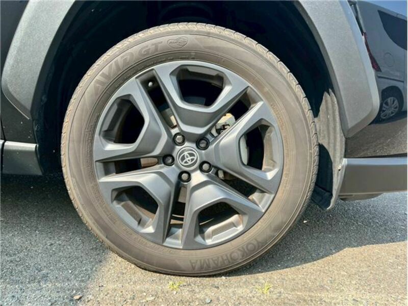 RAV4