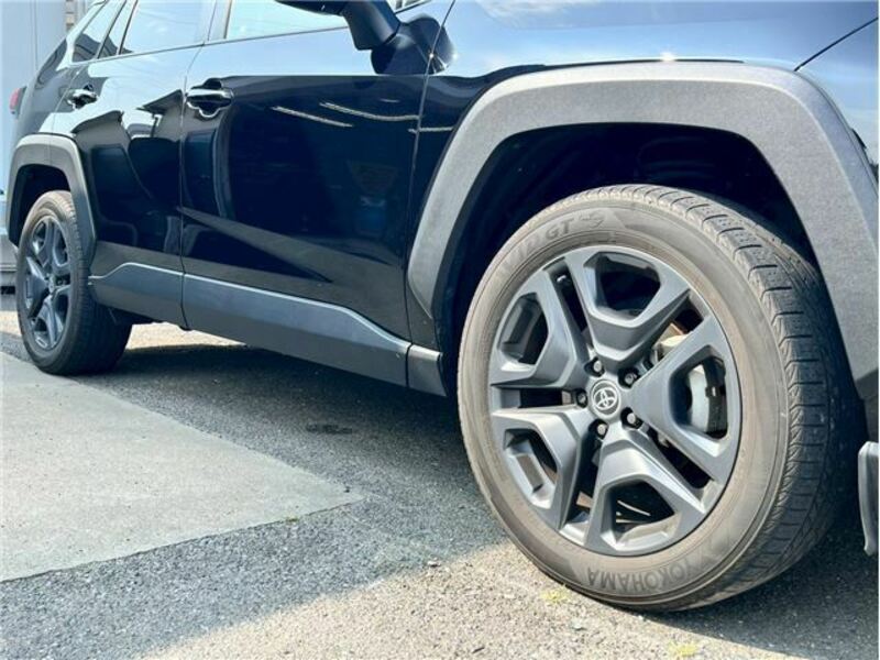RAV4