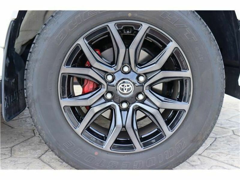 HILUX