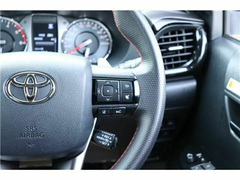 HILUX