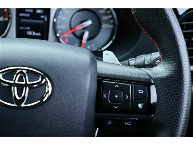 HILUX