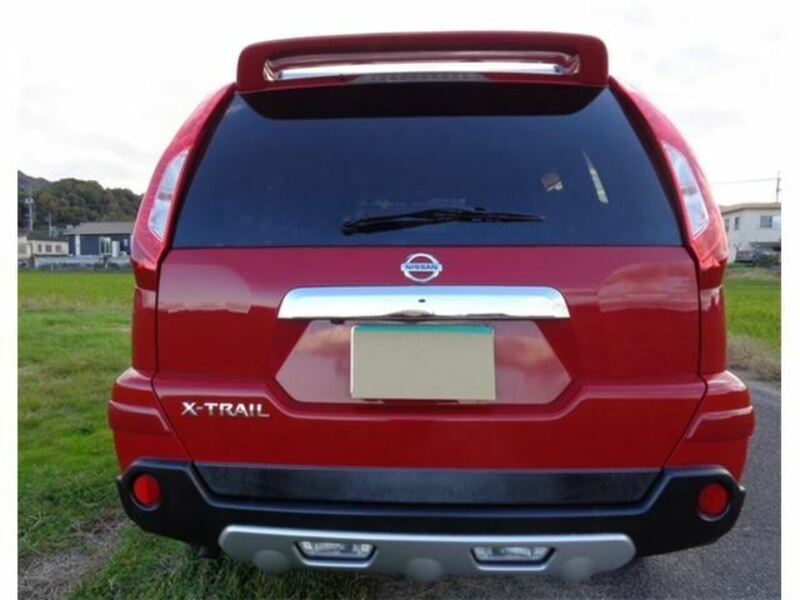 X-TRAIL