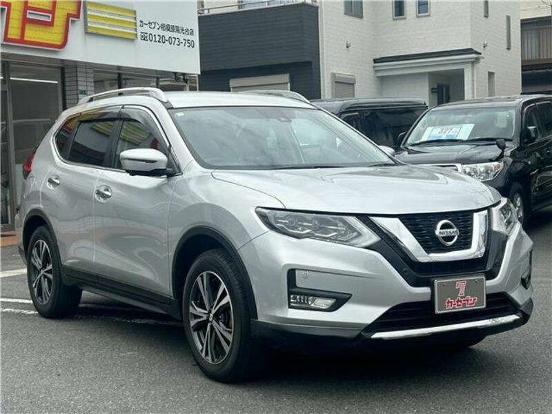 X-TRAIL