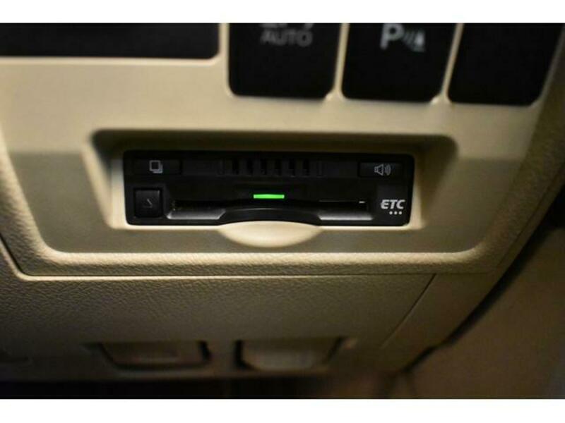 LAND CRUISER