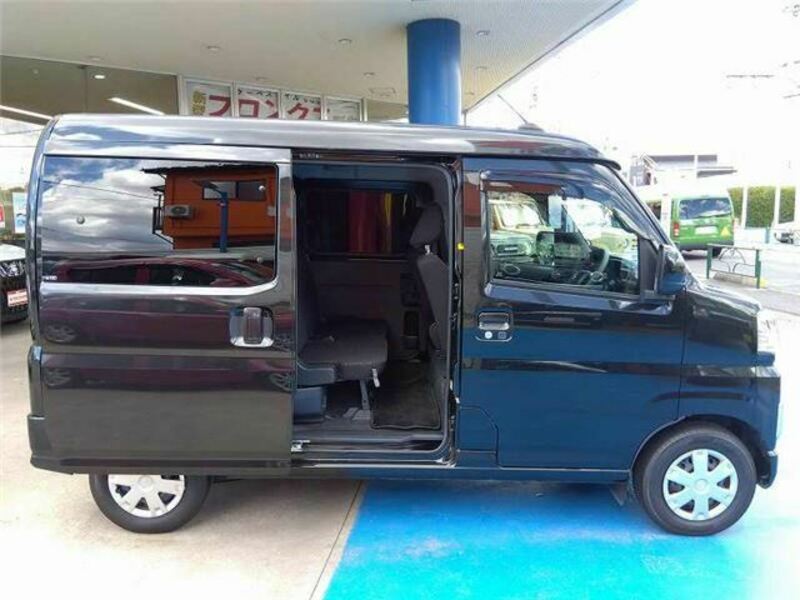 PIXIS VAN