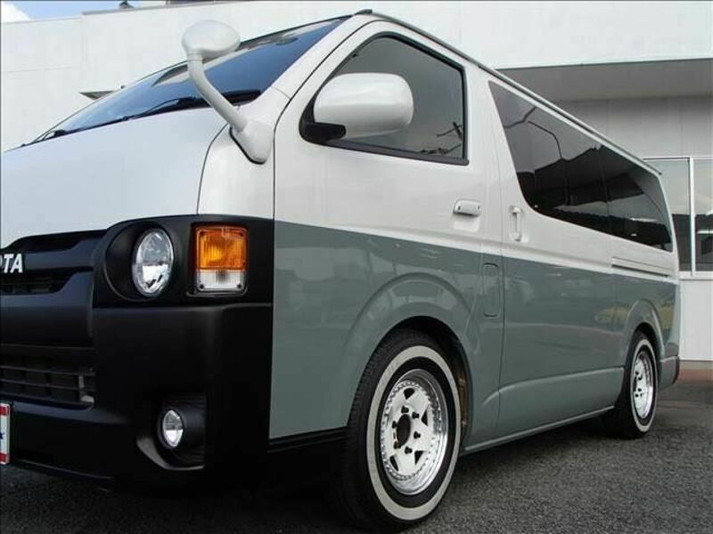 HIACE