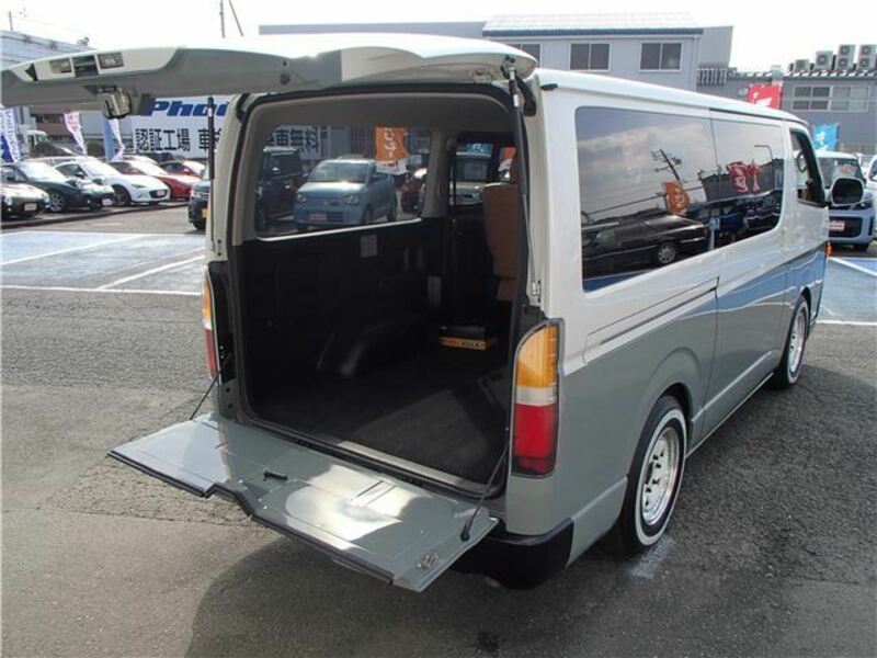 HIACE