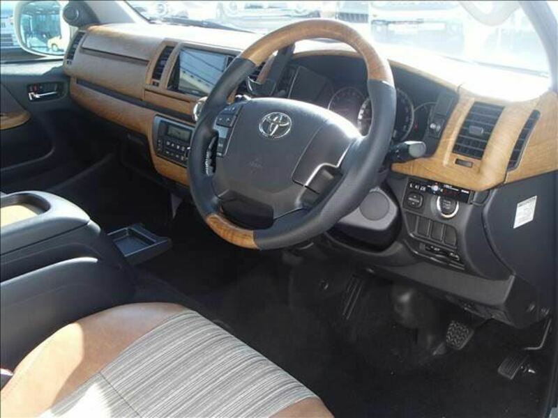 HIACE
