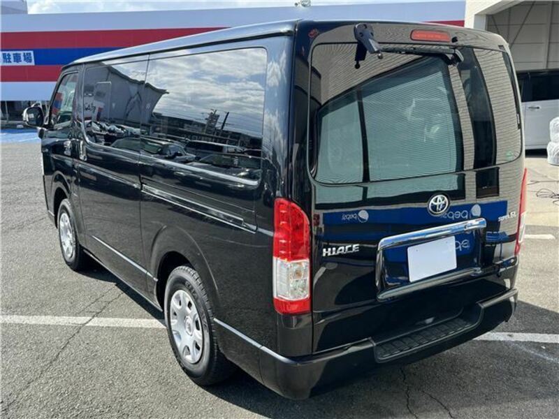 HIACE VAN