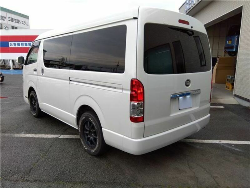 HIACE