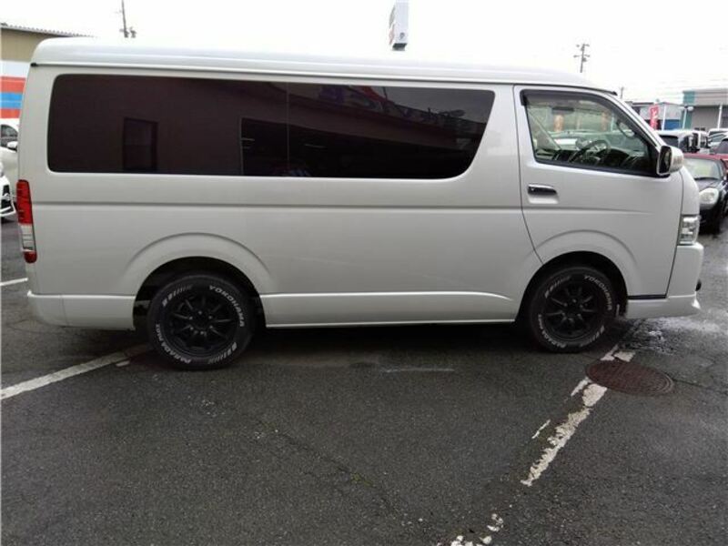 HIACE
