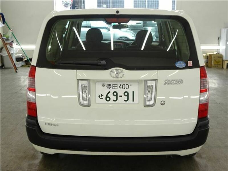 SUCCEED VAN