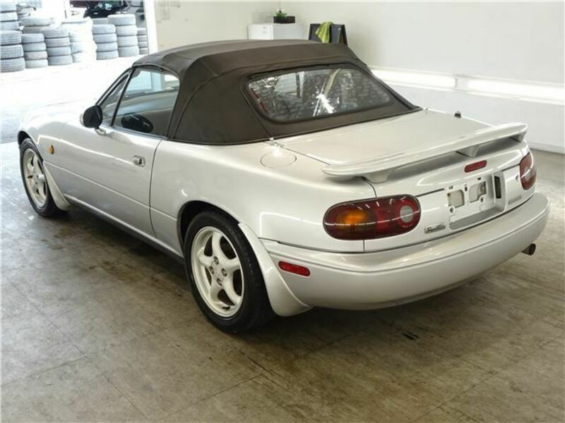 EUNOS ROADSTER