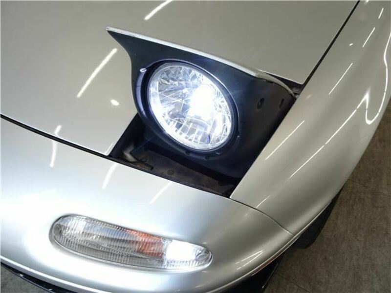 EUNOS ROADSTER